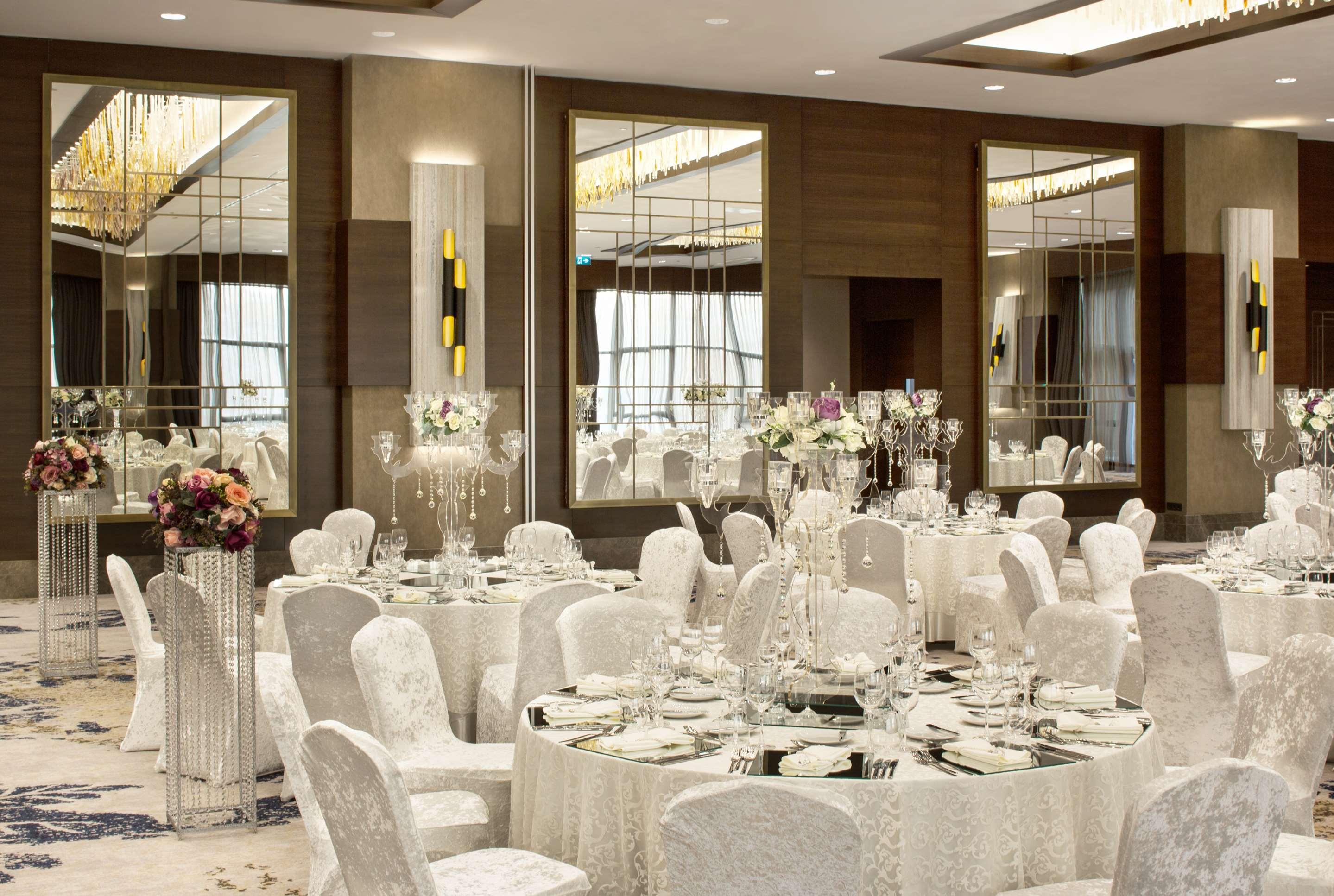 Sheraton Grand Istanbul Atasehir Екстер'єр фото